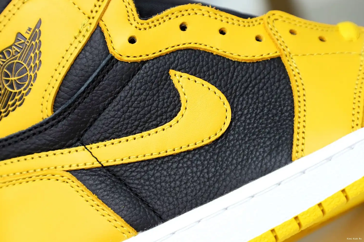 AIR 1 RETRO HIGH Kimikick OG 'POLLEN' JORDAN 0531